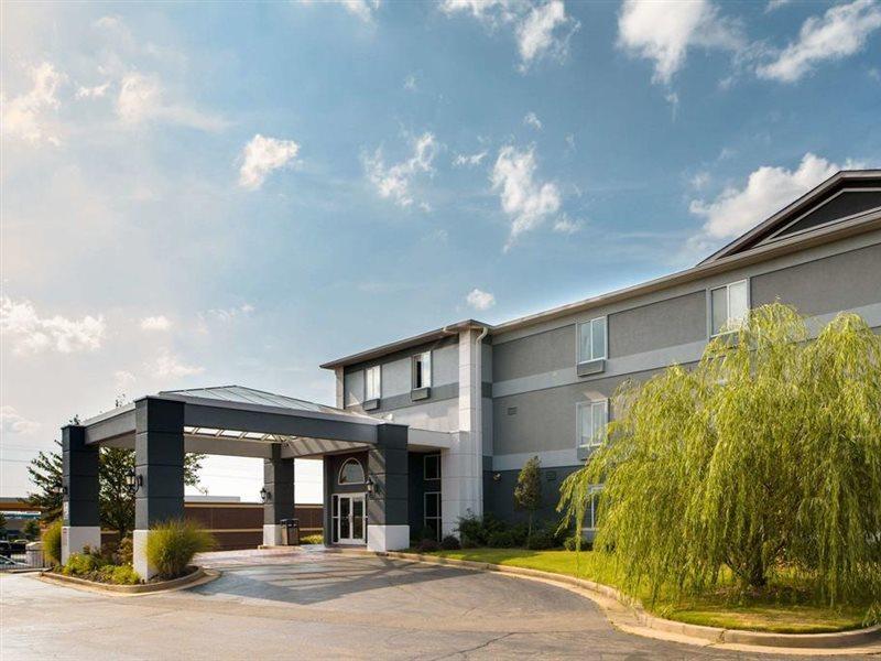 Quality Suites Memphis/ Wolfchase Galleria Eksteriør billede