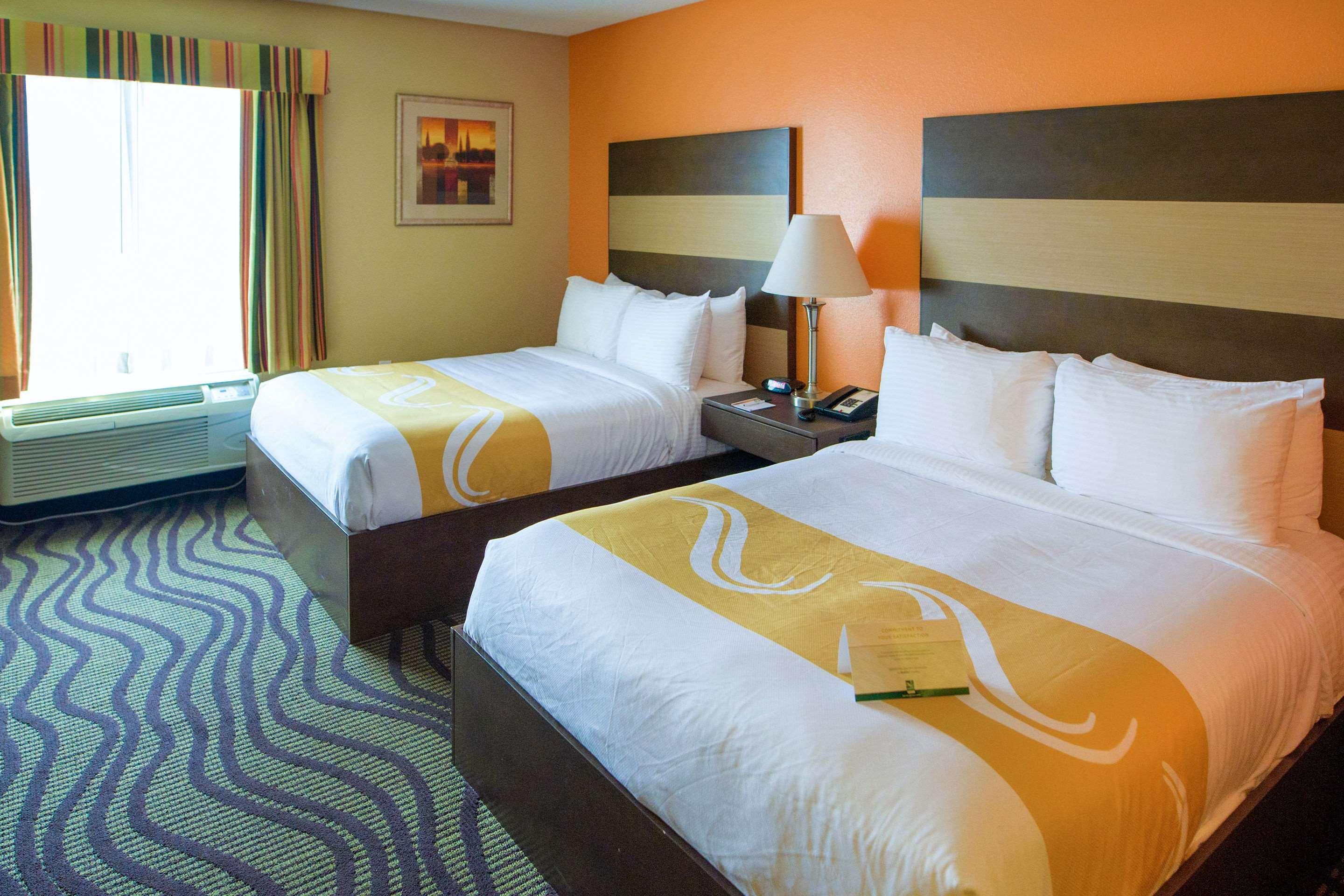 Quality Suites Memphis/ Wolfchase Galleria Eksteriør billede