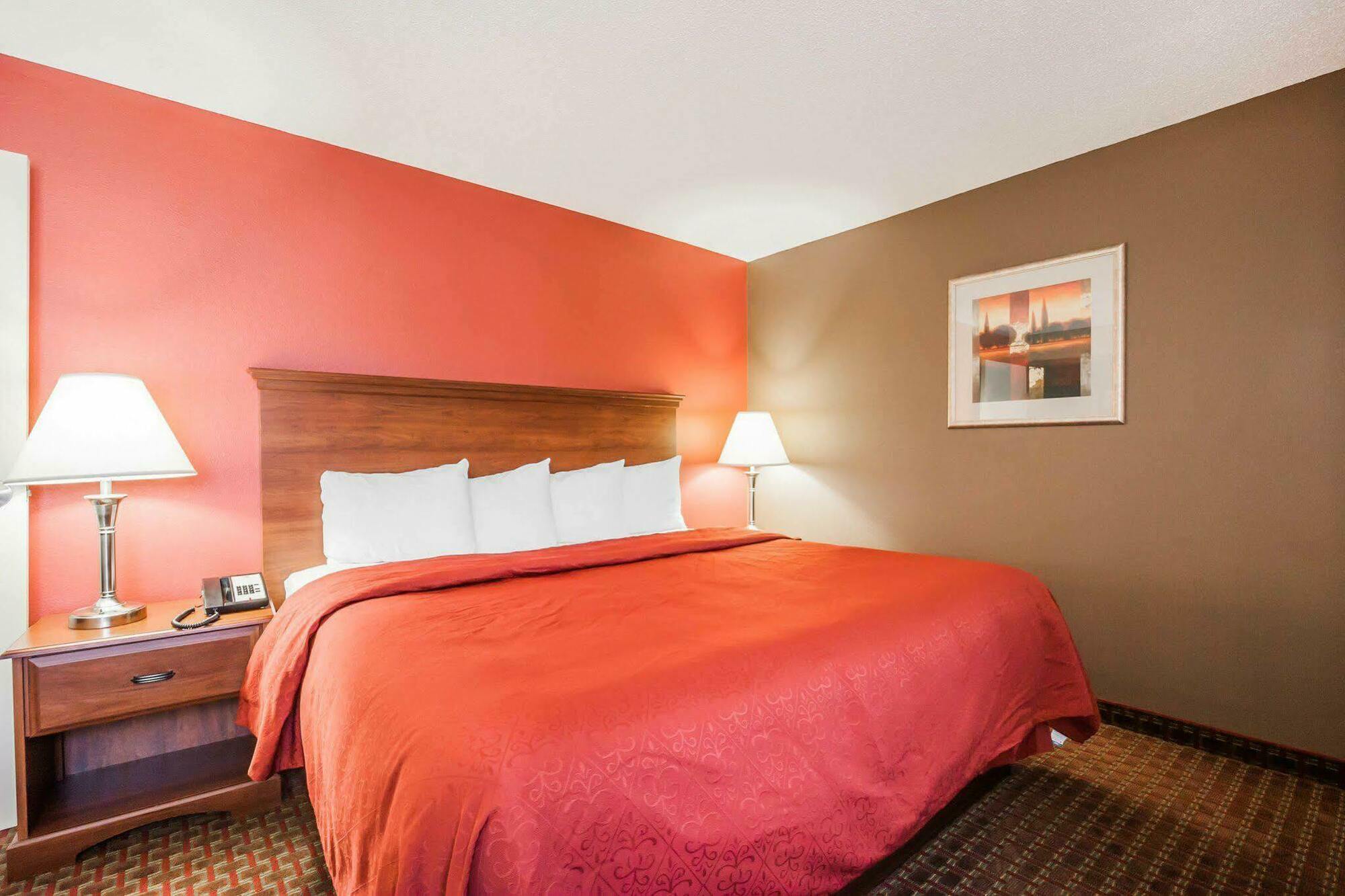 Quality Suites Memphis/ Wolfchase Galleria Eksteriør billede